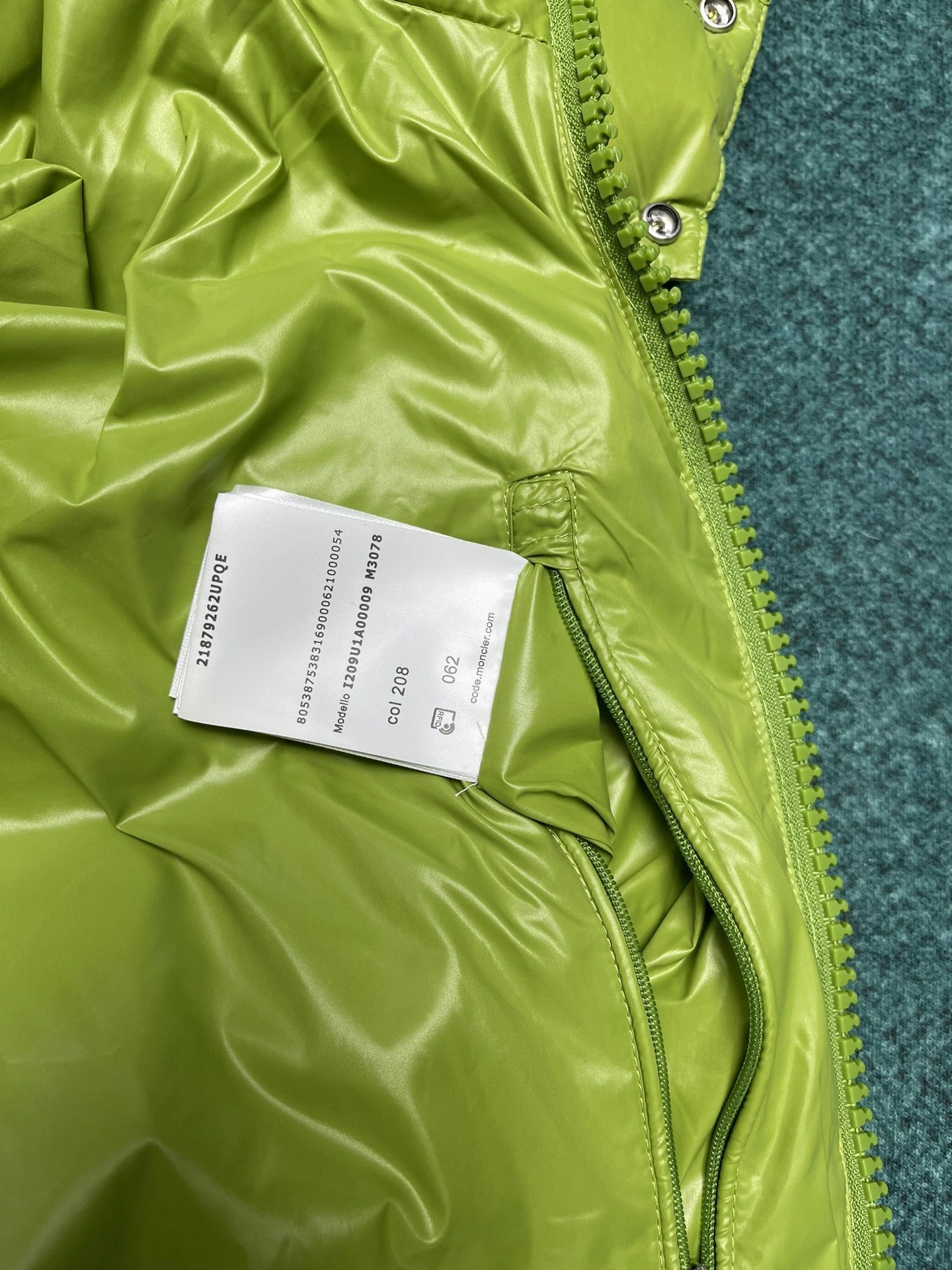 wg.luxury- 7o9385r Down Jacket oversized 2colour item:D-F409J1939-2